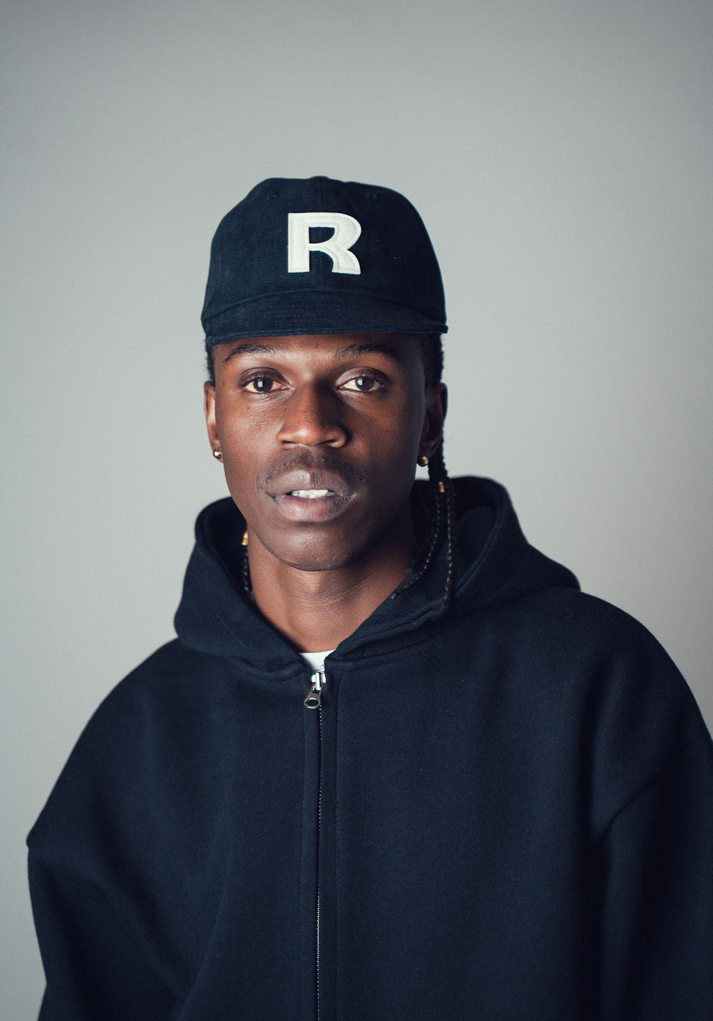Invis-Able Hamptons Hoodie Black | ODD EVEN