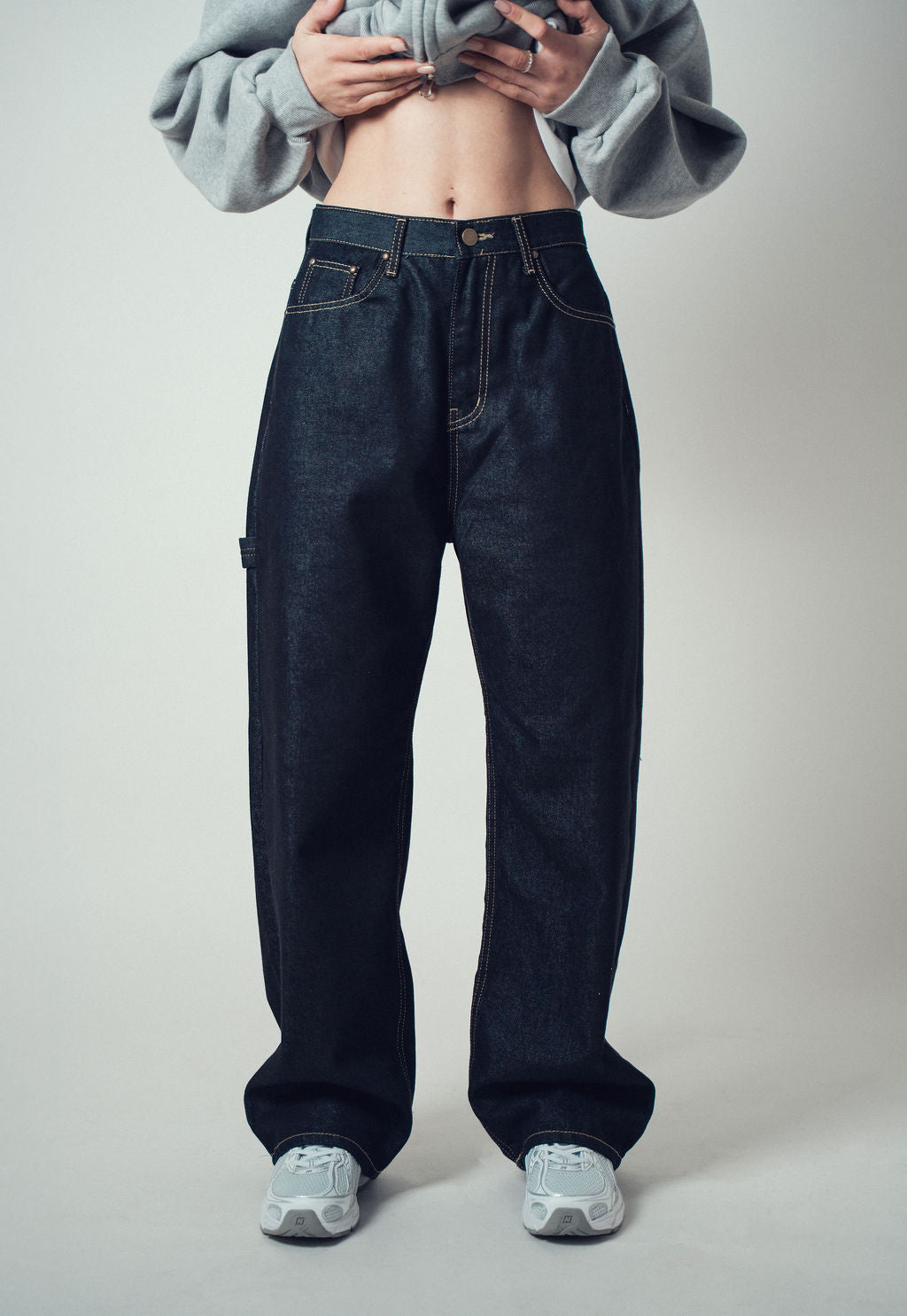 Develop Korea Golden Crown Jeans Black | ODD Even
