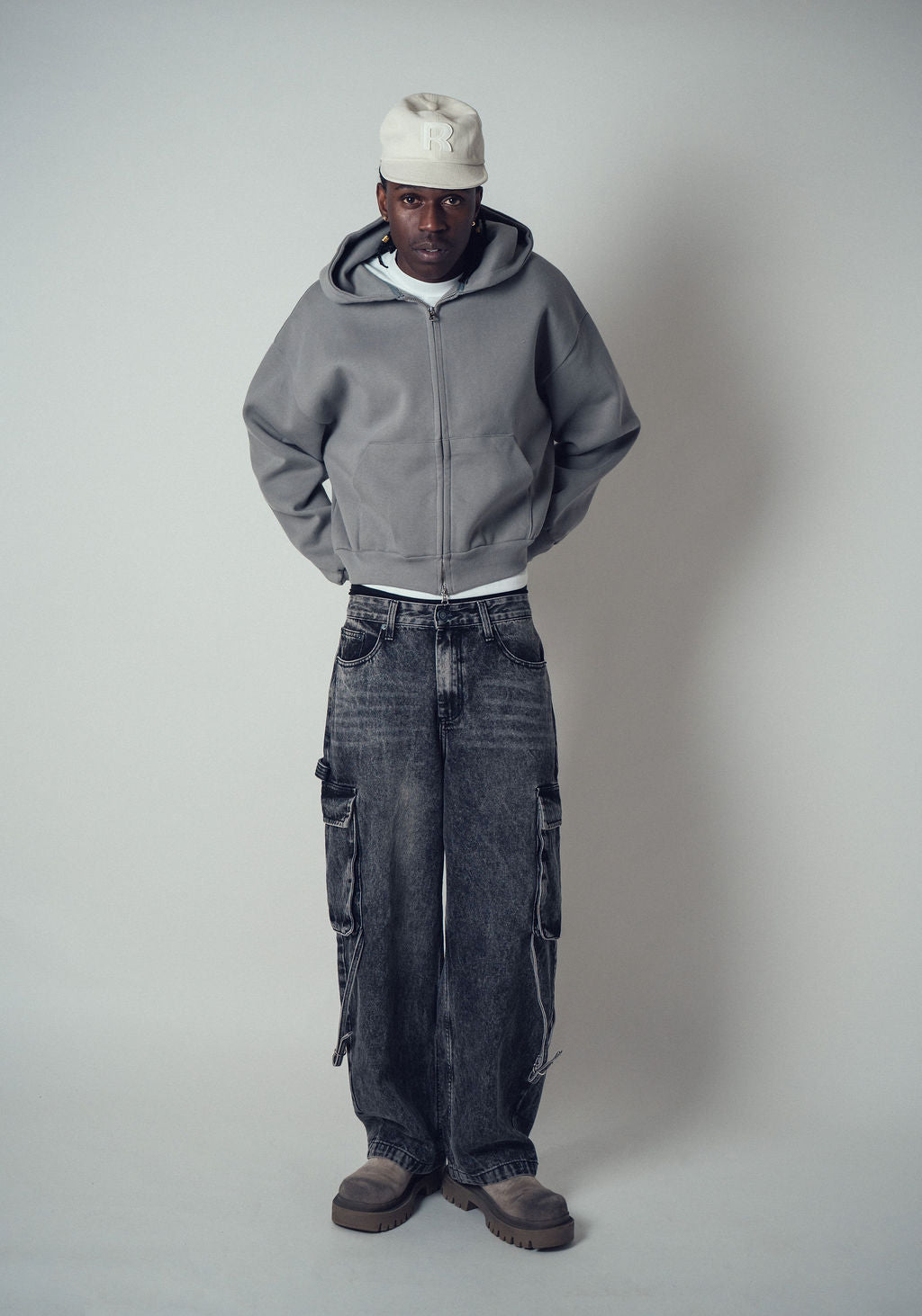 Invis-Able Hamptons Hoodie Smoke | ODD EVEN