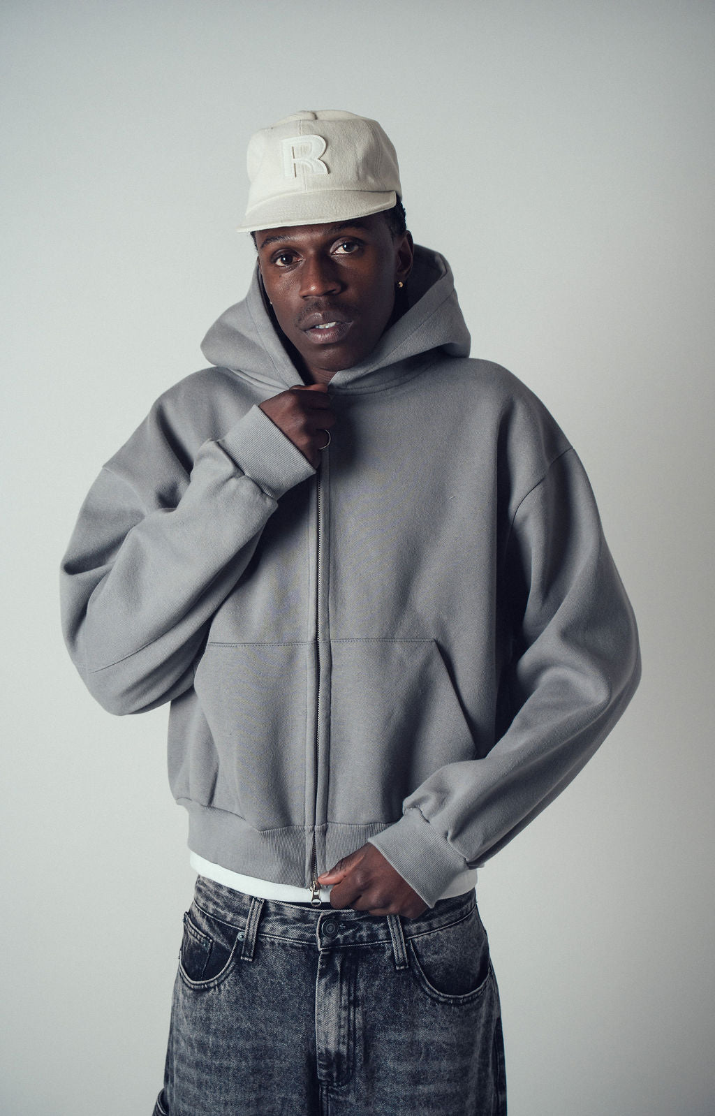 Invis-Able Hamptons Hoodie Smoke | ODD EVEN