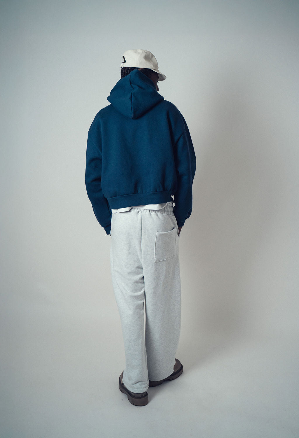 Lur Baggy Track Pants Light Grey | ODD EVEN