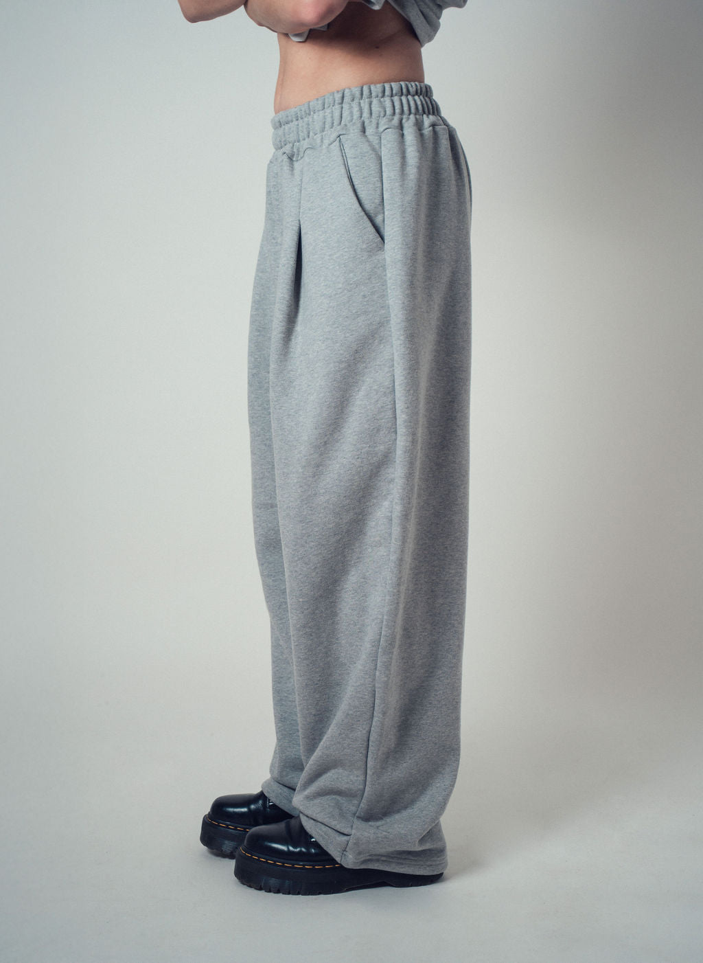 Lur Baggy Track Pants Dark Grey