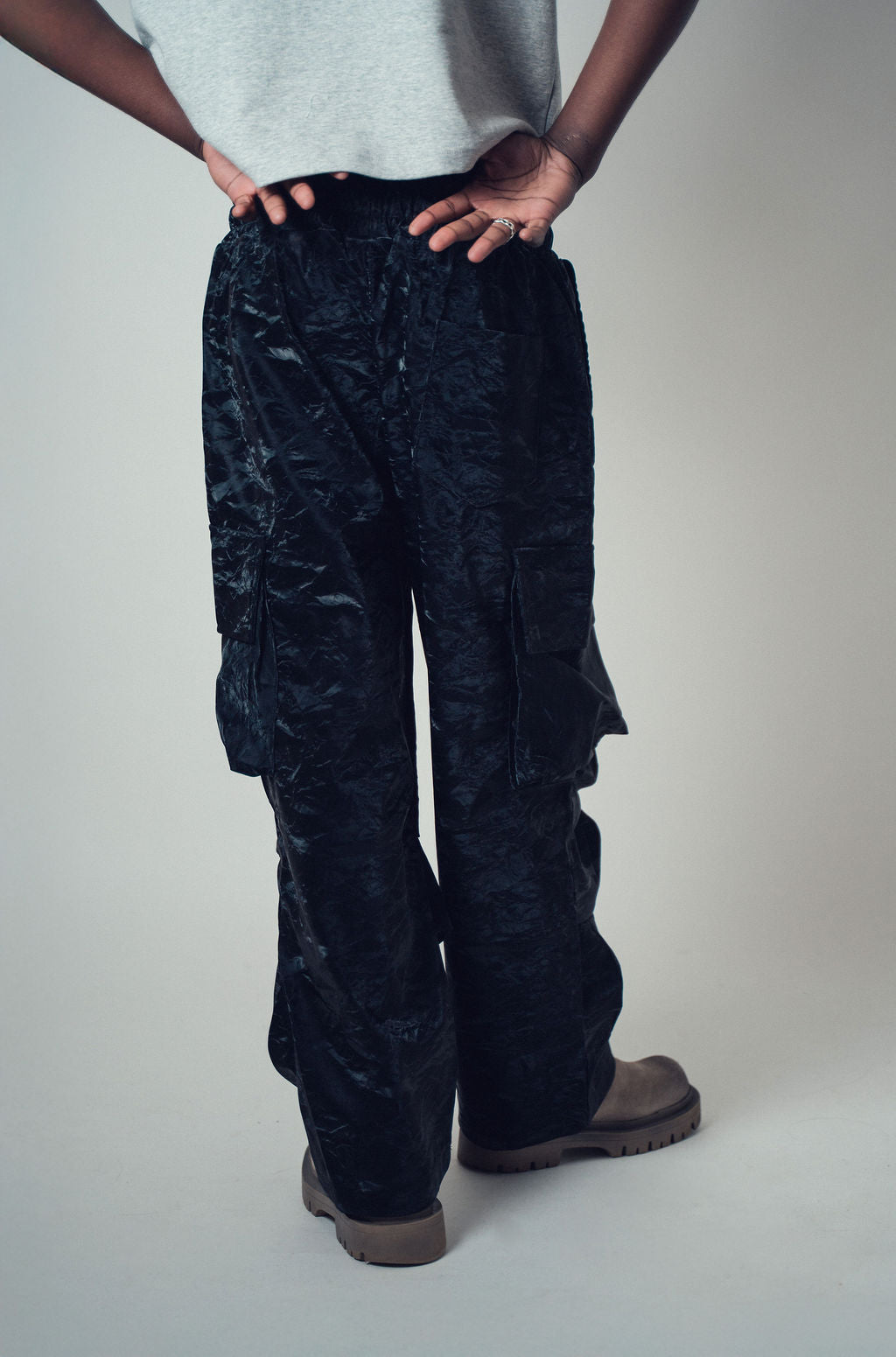 By Attention Bomber Pants Black | ODD EVEN