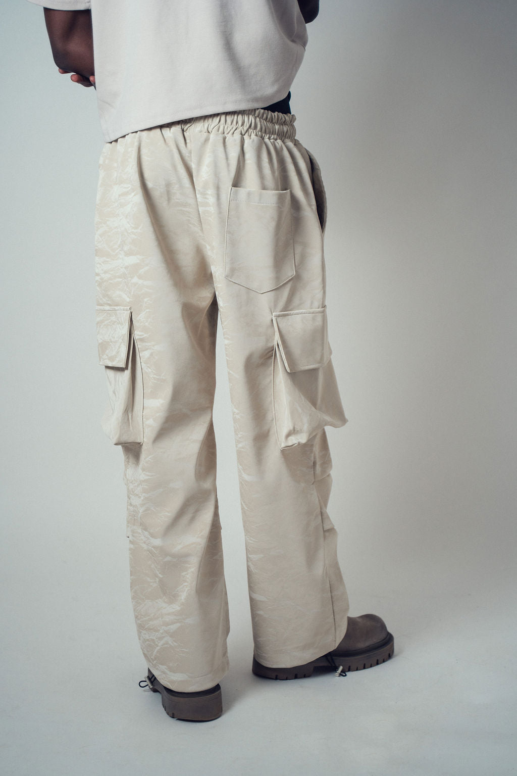 By Attention Bomber Pants Cream | ODD EVEN