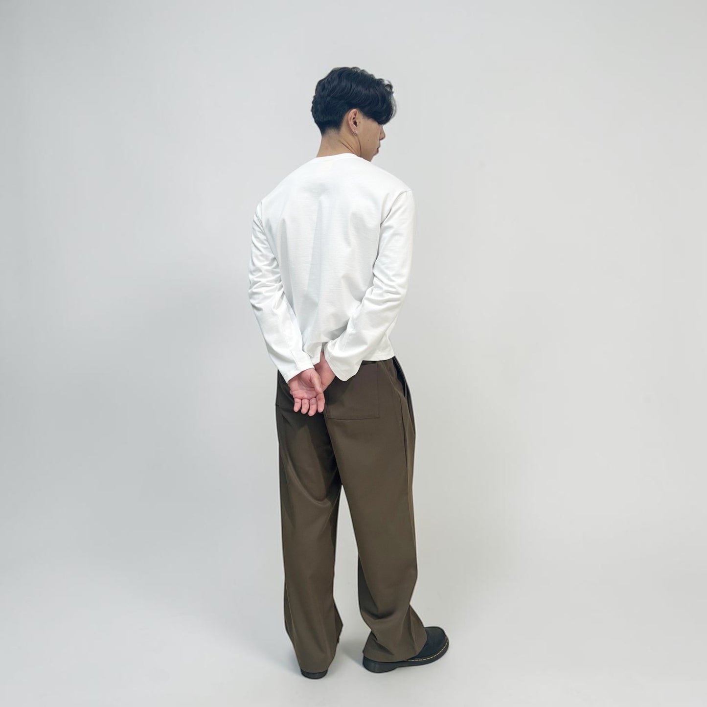 Margaret 2-Tuck Pants Dark Olive | ODD EVEN