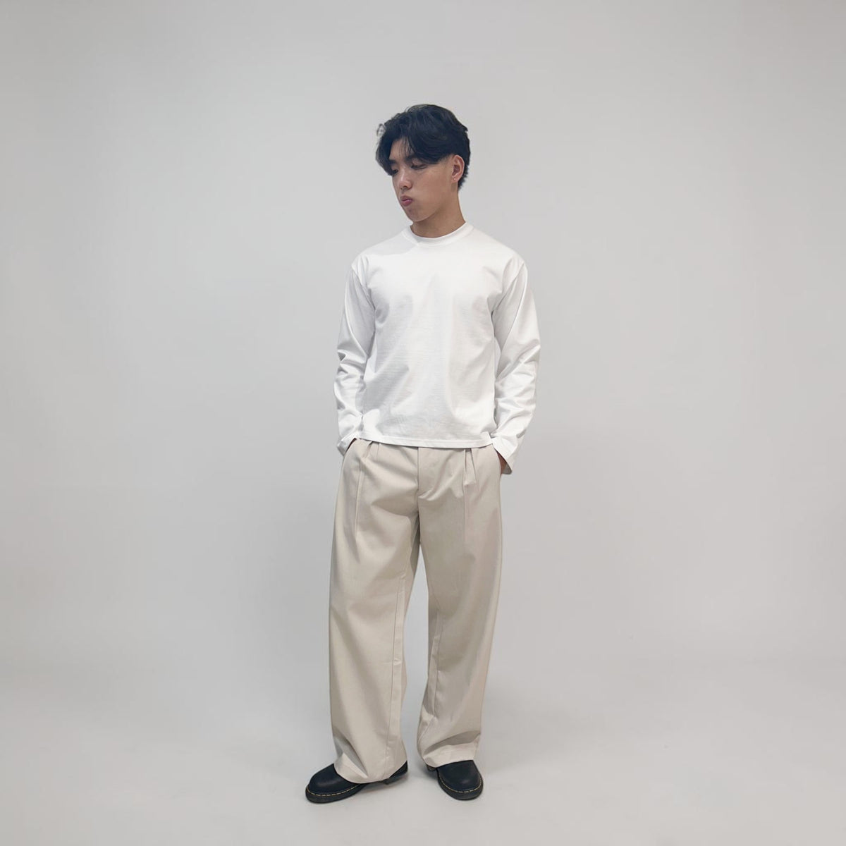 Margaret 2-Tuck Wide Leg Pants Light Beige | ODD EVEN