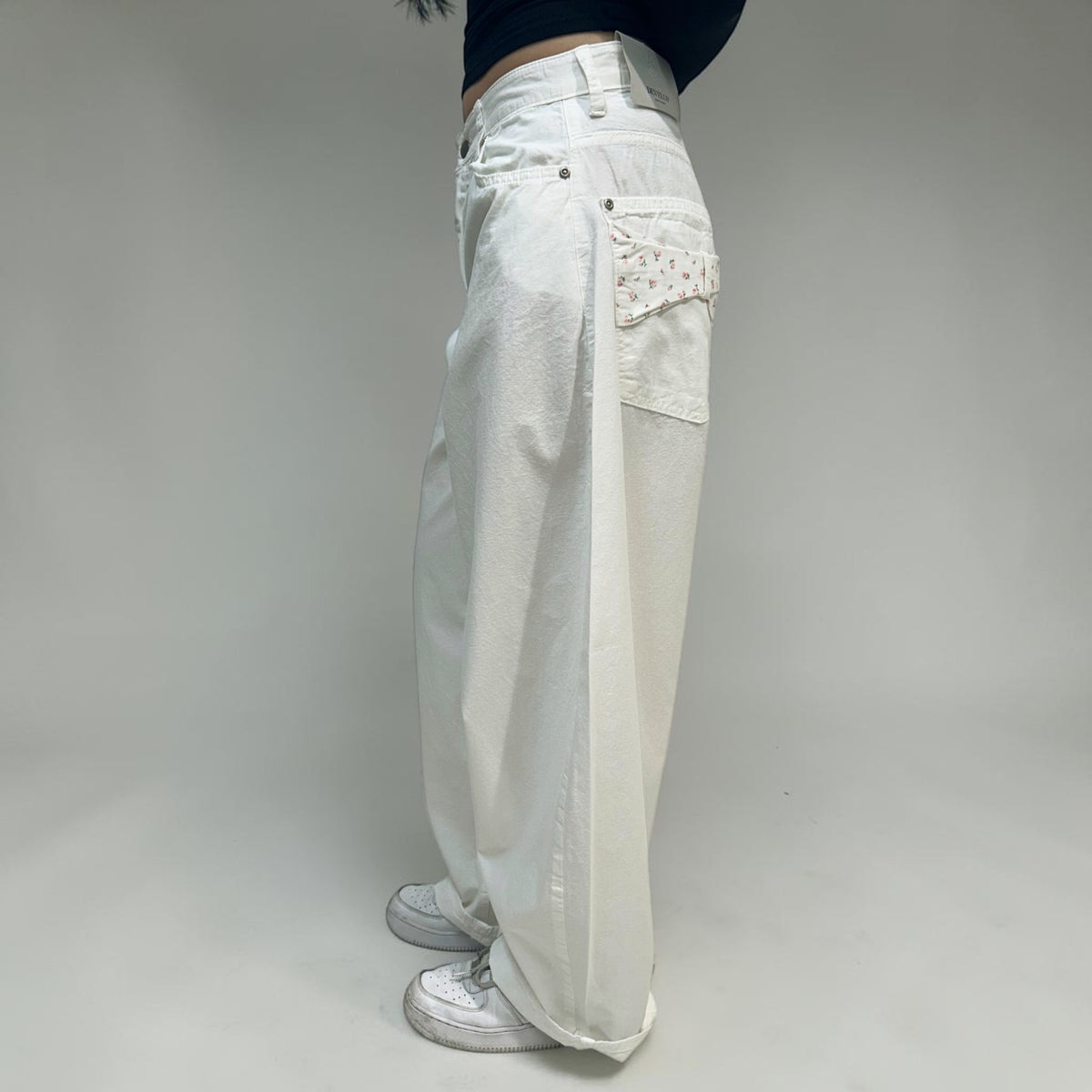 Develop Korea Shortcake Pants White | ODD EVEN