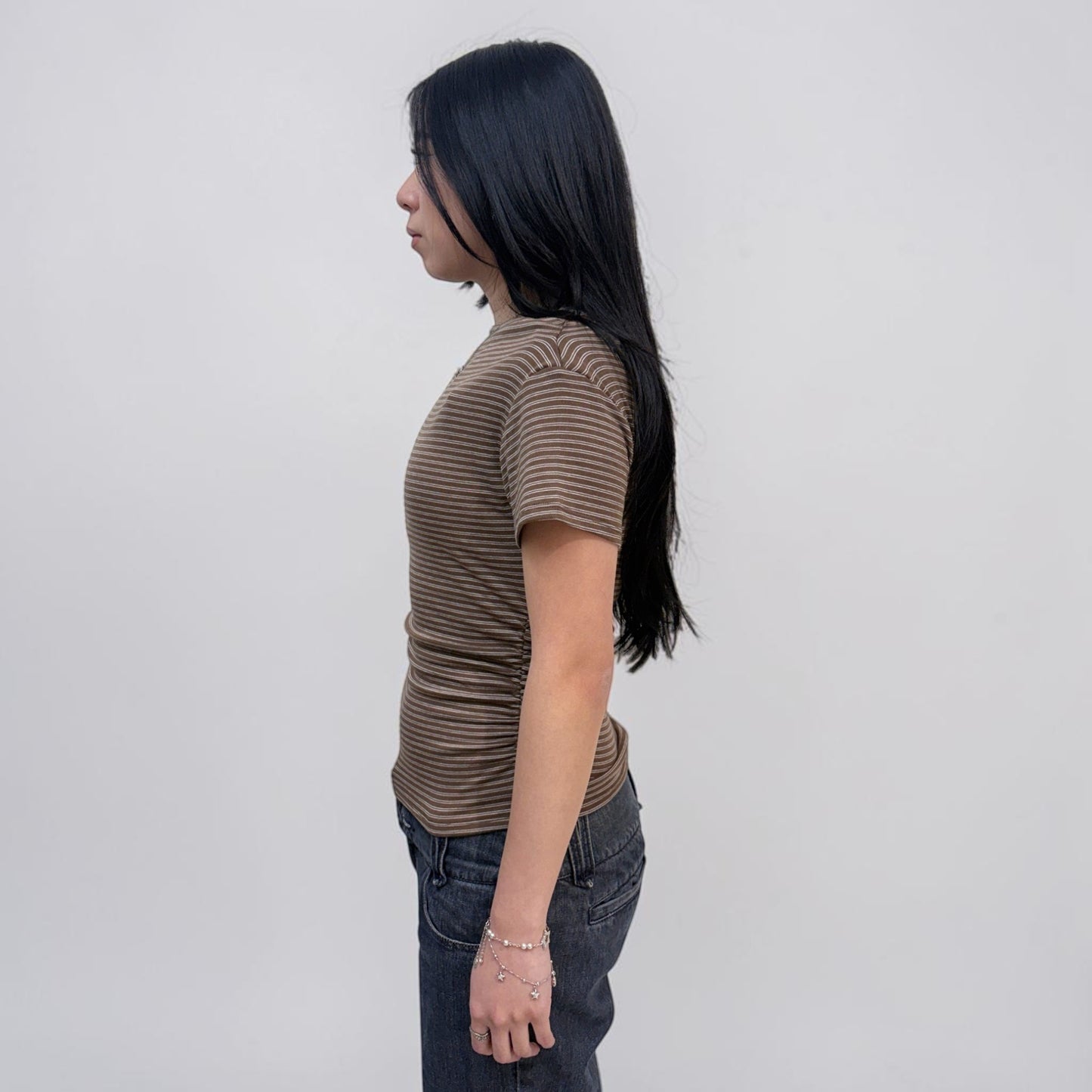 Askhaki Seoul Off Shoulder Top Brown | ODD EVEN