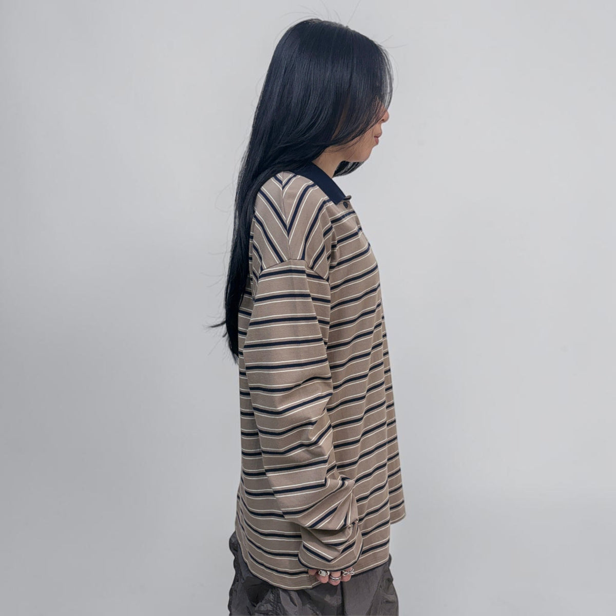 Askhaki Seoul Xliu Striped Top Brown | ODD EVEN