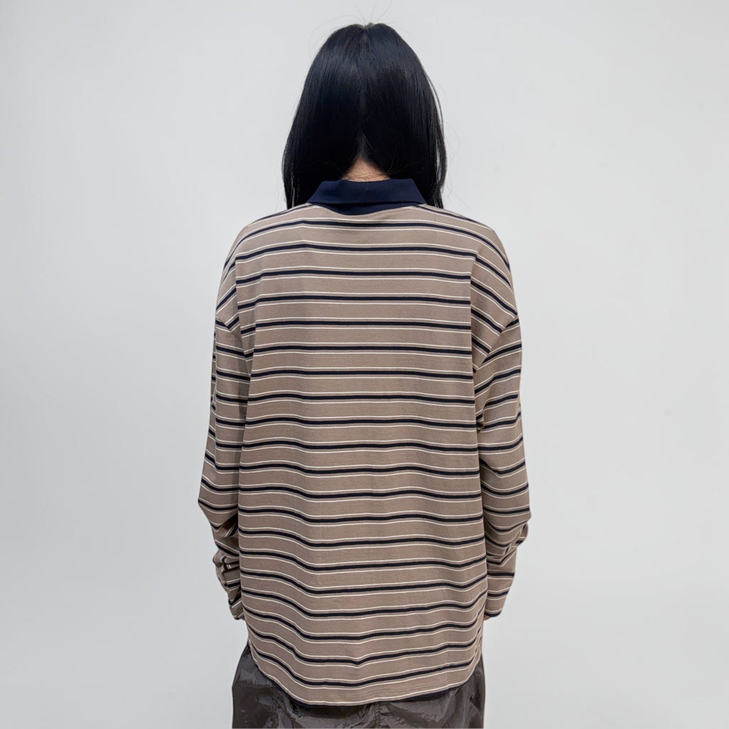 Askhaki Seoul Xliu Striped Top Brown | ODD EVEN