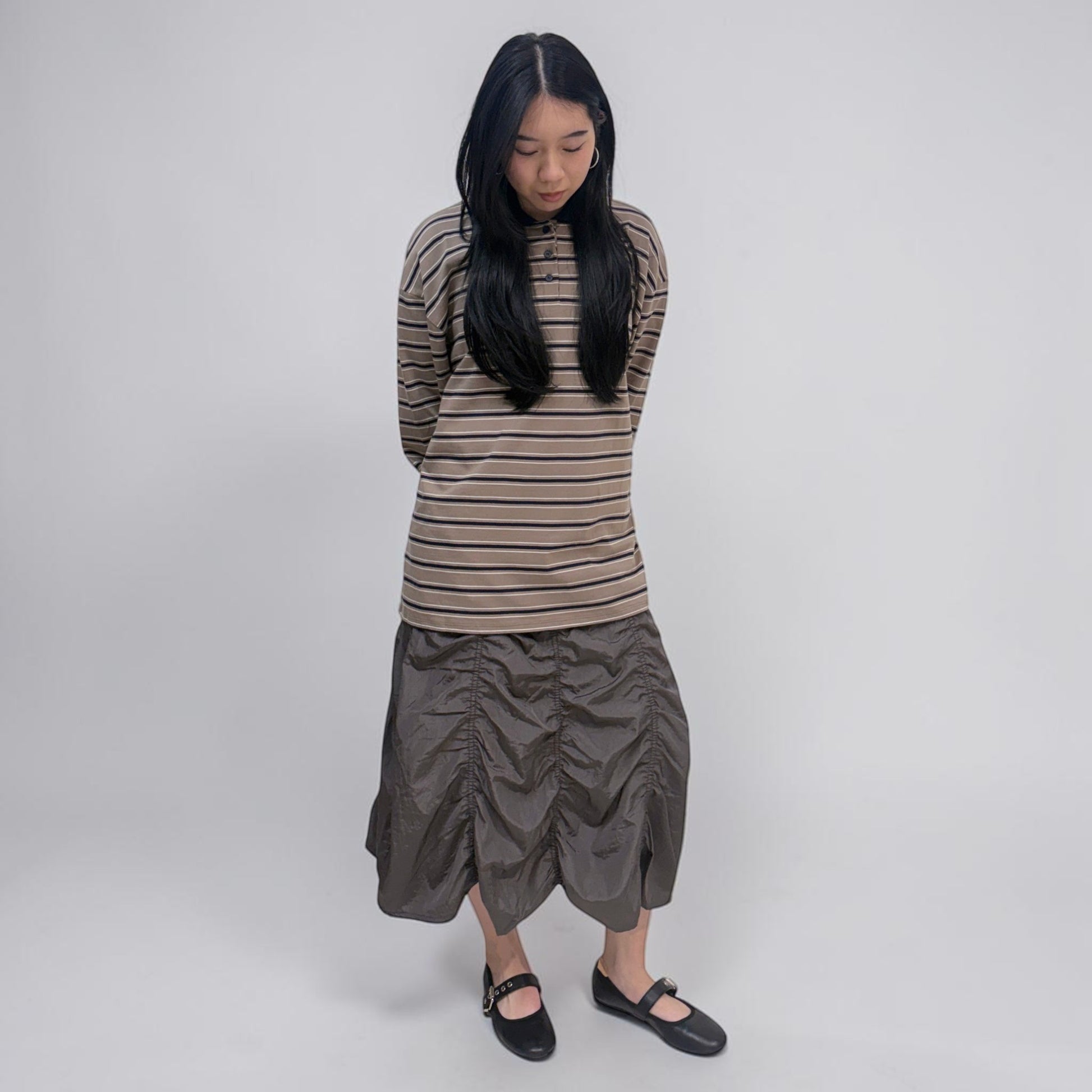 Askhaki Seoul Vallencourt Skirt Charcoal | ODD EVEN