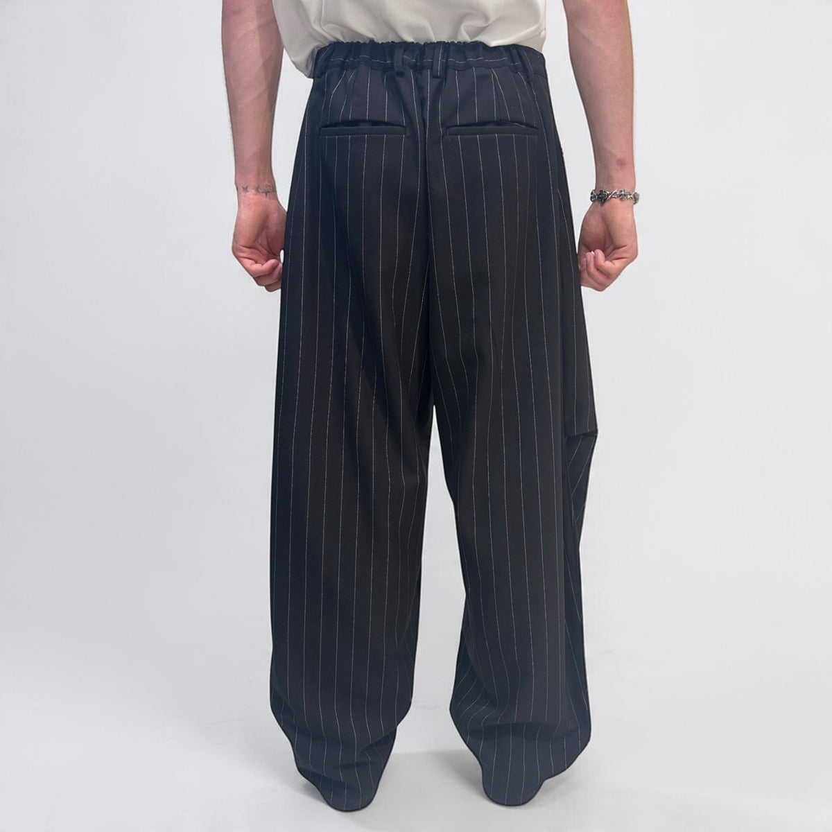 Senne Investment Pinstripe Pants Black/White | ODD EVEN