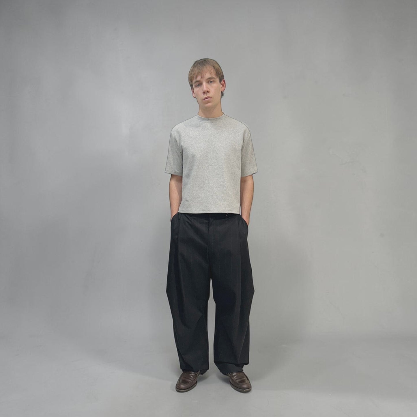Senne Investment Pinstripe Pants Black/Grey | ODD EVEN 