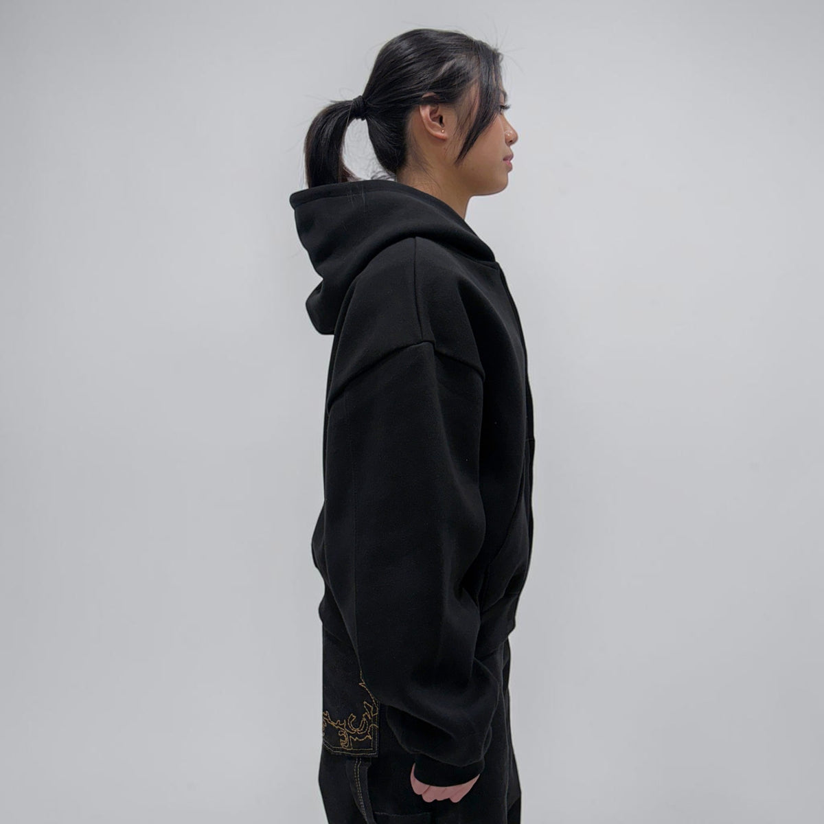 Invis-Able Hamptons Zip Hoodie Black | ODD EVEN