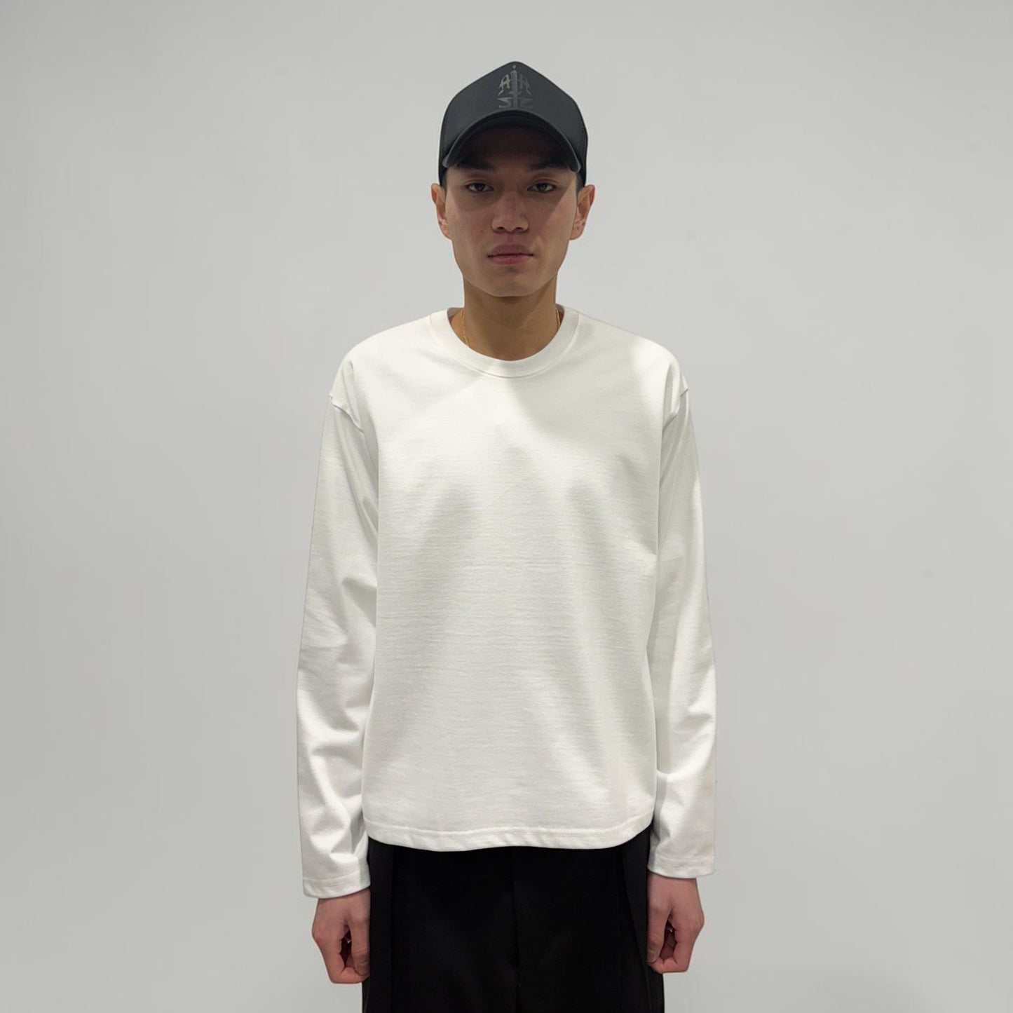 By Attention Boxed Up L/S White | ODD EVEN