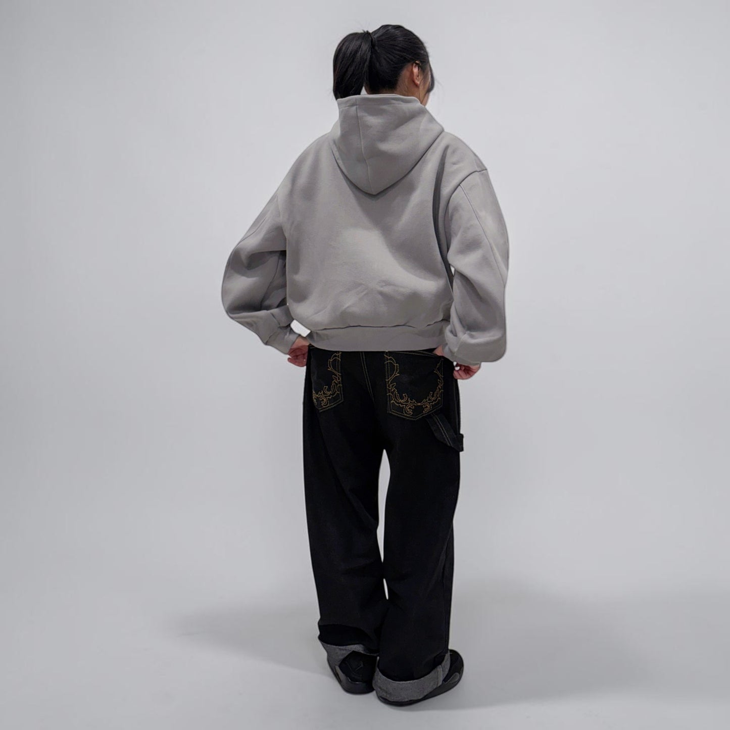 Invis-Able Hamptons Hoodie Smoke | ODD EVEN