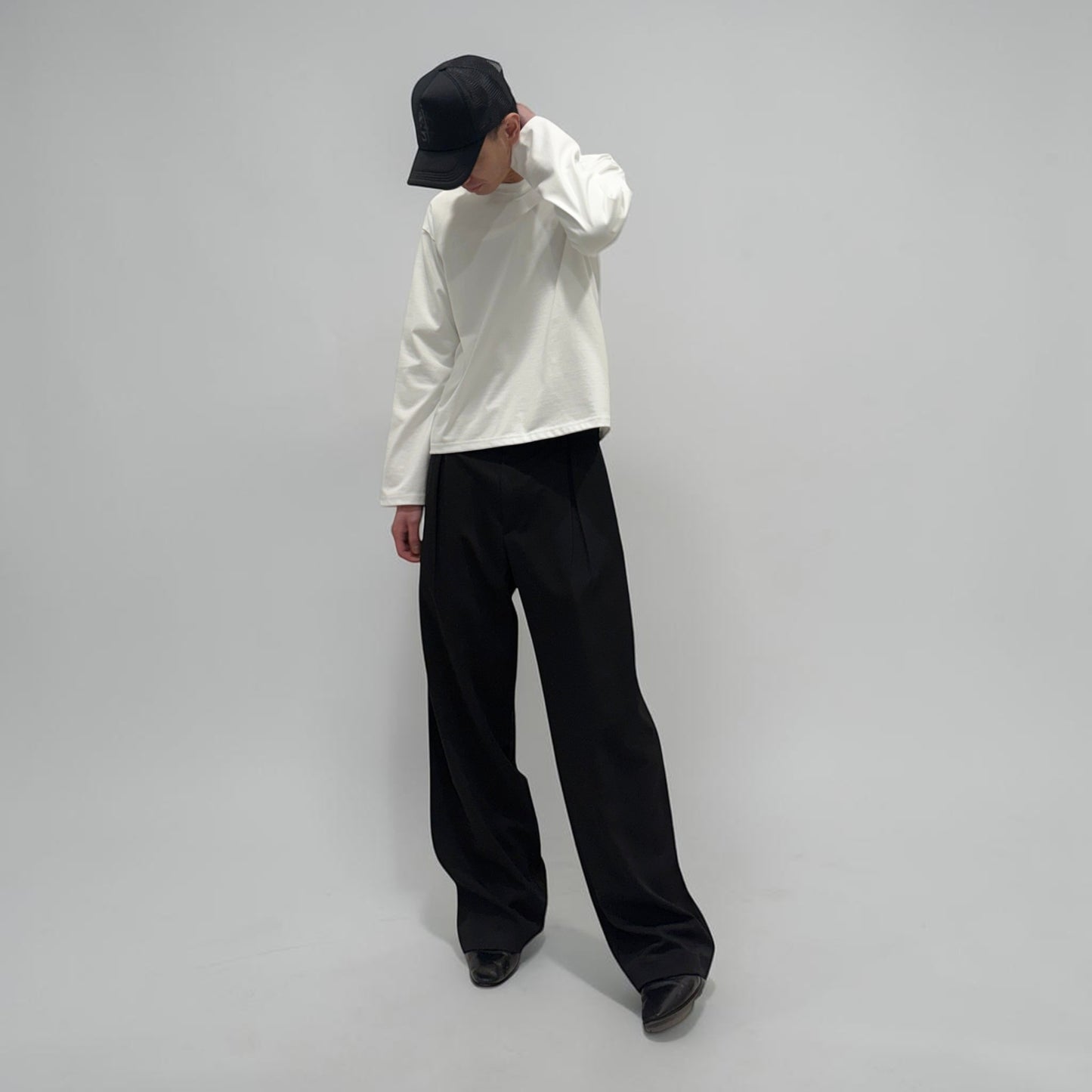 By Attention Boxed Up L/S White | ODD EVEN
