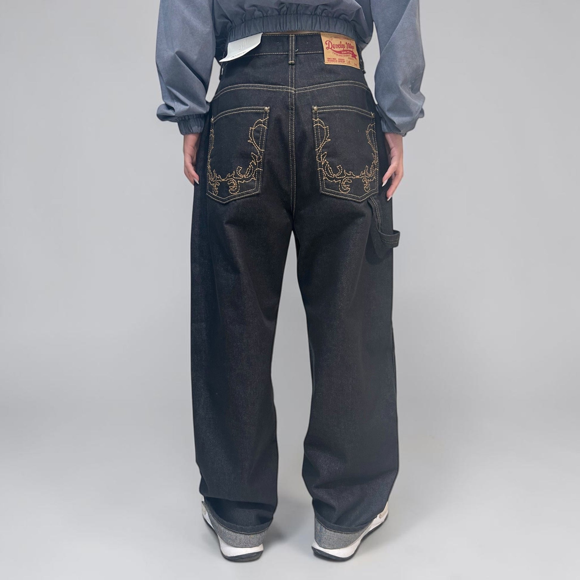 Develop Korea Golden Jeans Black | ODD Even