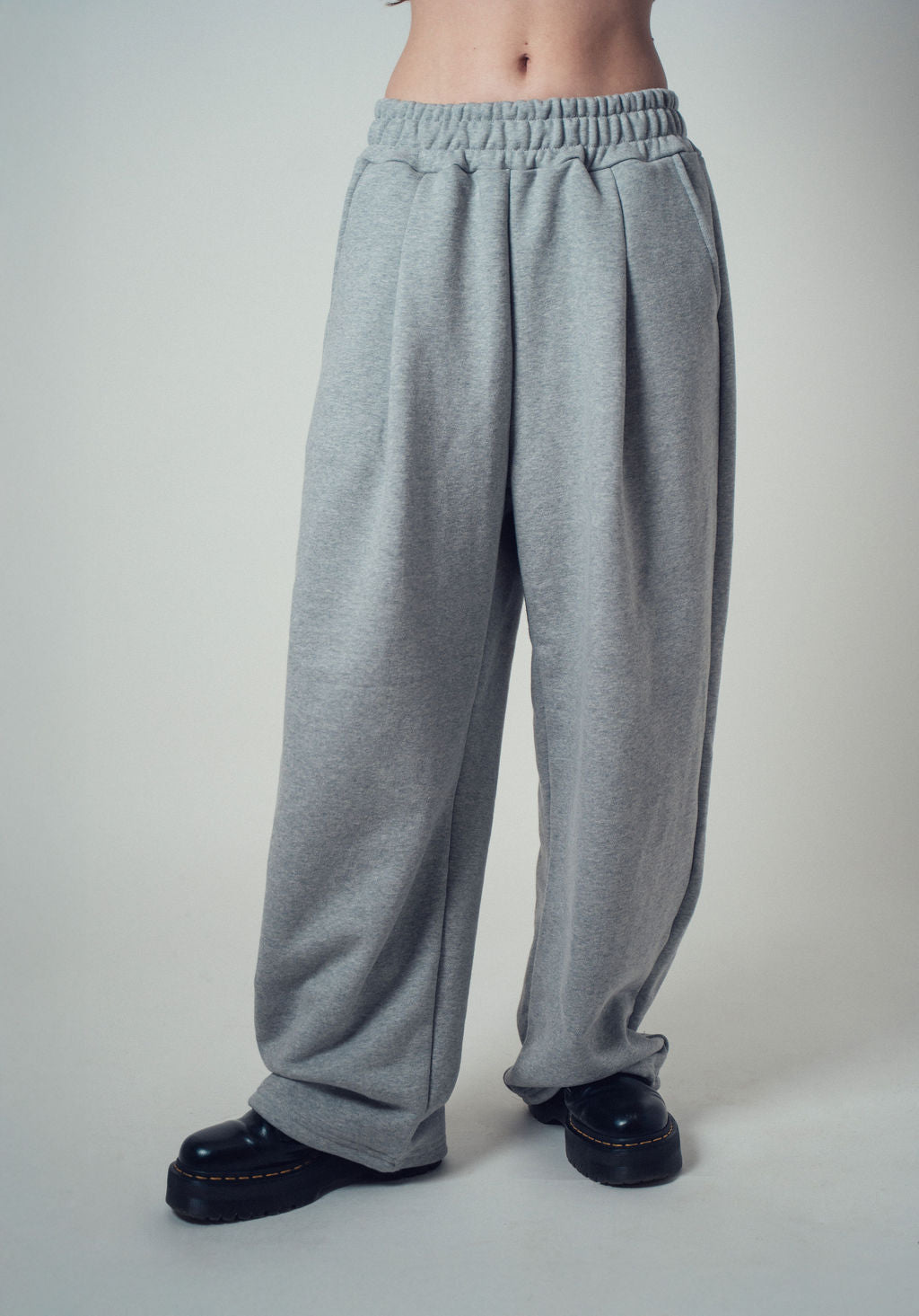Lur Baggy Track Pants Dark Grey