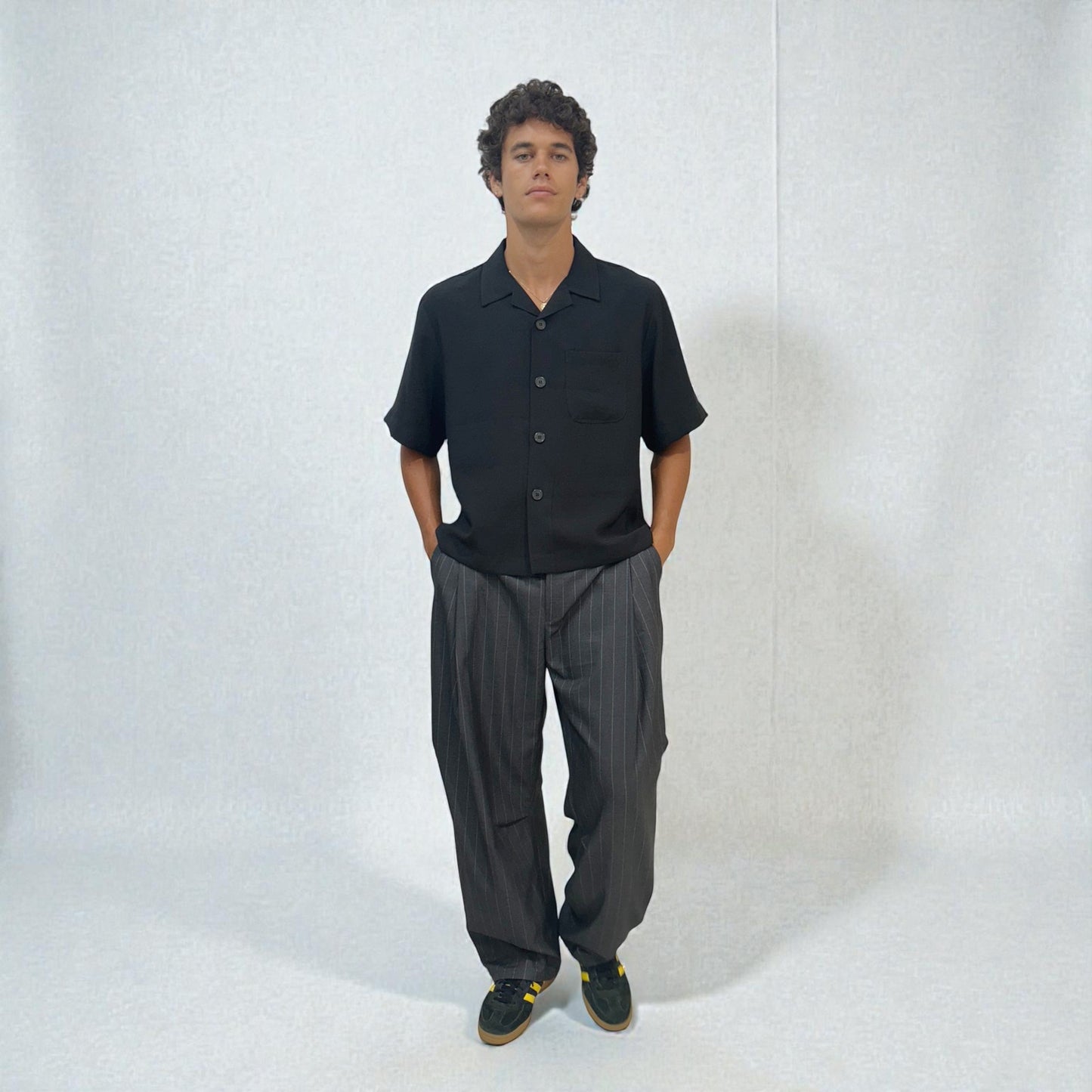 Malenkii Vacation S/S Shirt Black | ODD EVEN